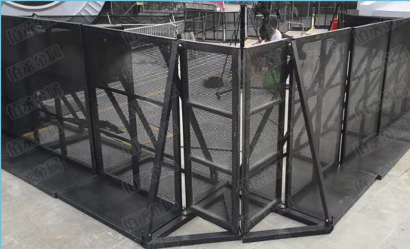stage barrier corner system