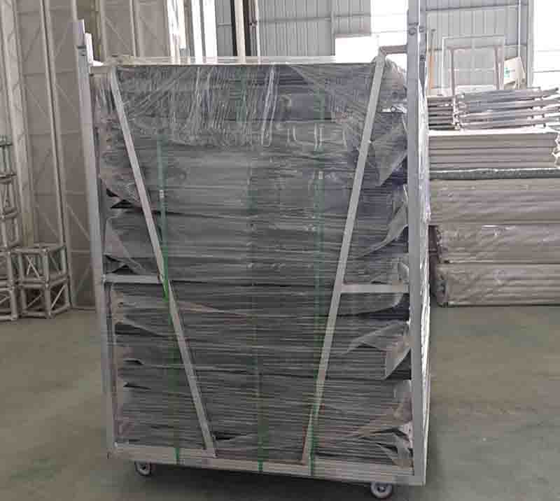 Black stage barrier