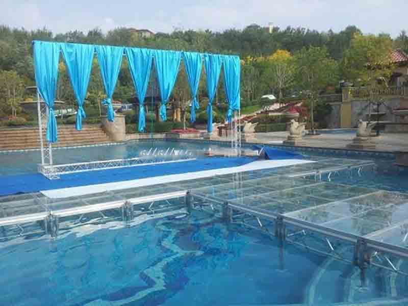 Floating acrylic stage