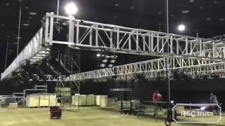 ¿Cómo instalar un aparejo de truss volado de iluminación de escenario?
